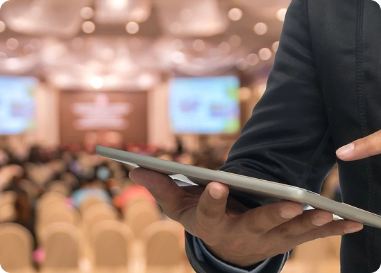 إدارة وتنظيم الفعاليات والمؤتمرات