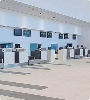 مطار خليج نيوم